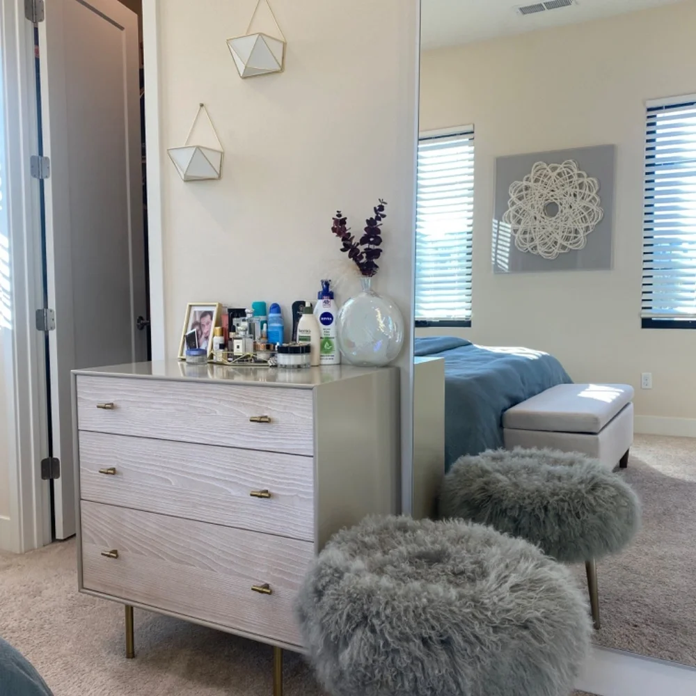 Bedroom set